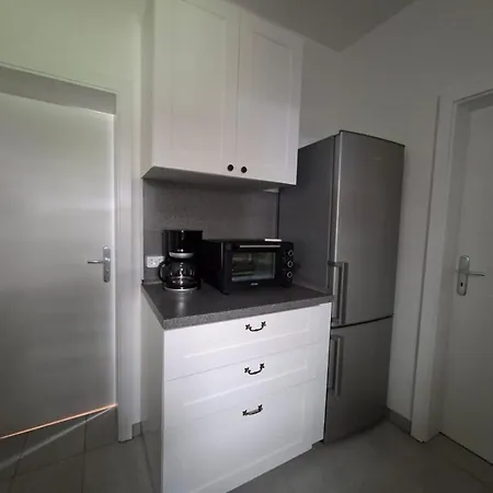 Peene Alte Schule Dornberger * Voelschow